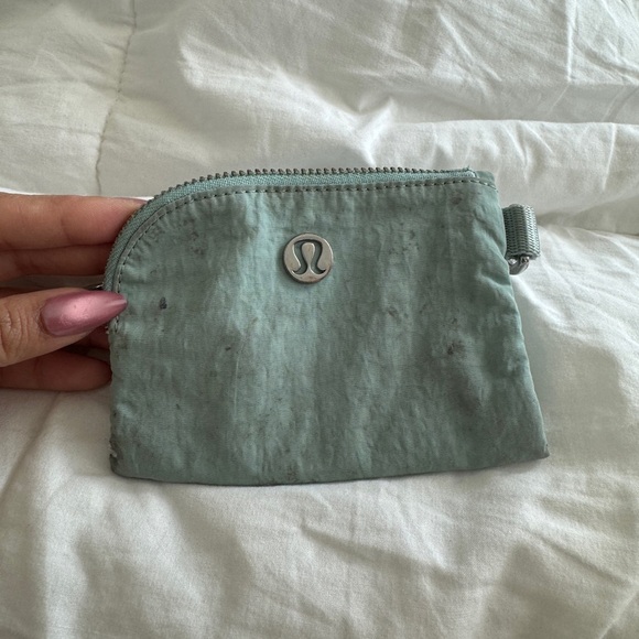 Lululemon Coin/Card Pouch - Picture 1 of 4